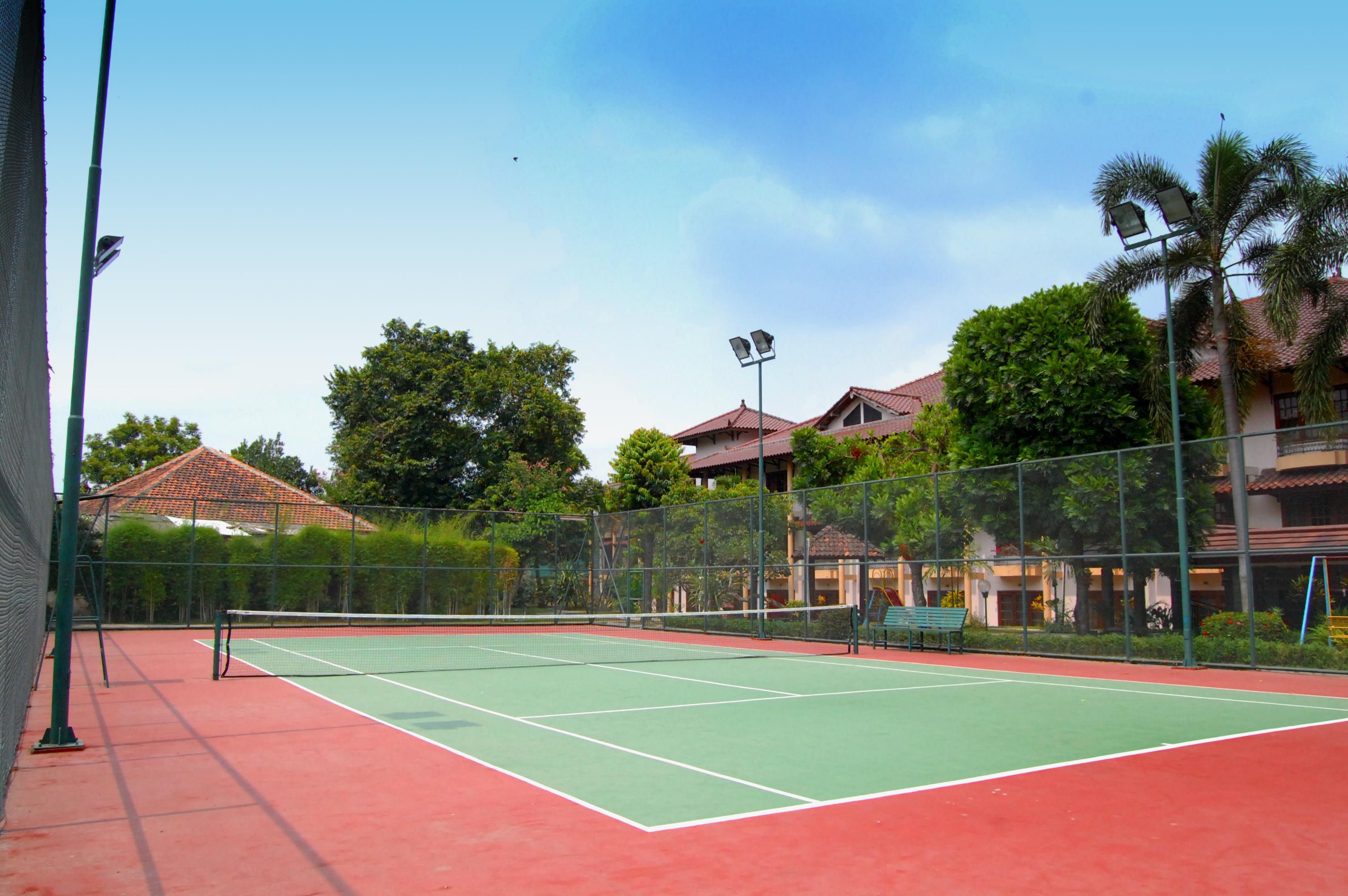 Loman Park Hotel Yogyakarta Exterior foto